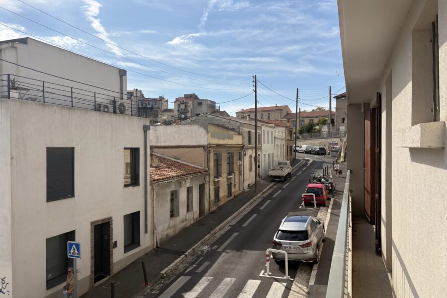 Appartement à vendre à Marseille 7e arrondissement — Vue montagne — photo 5