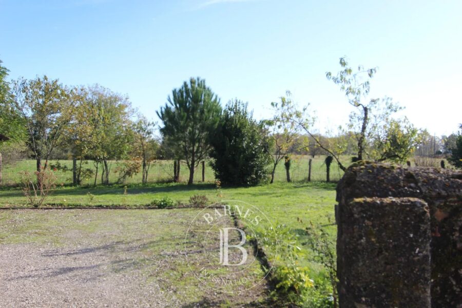 Maison à vendre à Sauveterre-de-Béarn — Vue montagne — photo 19