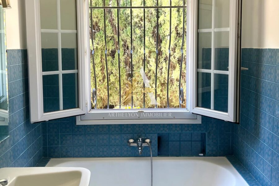 Maison à vendre à Sainte-Maxime — Vue mer — photo 20