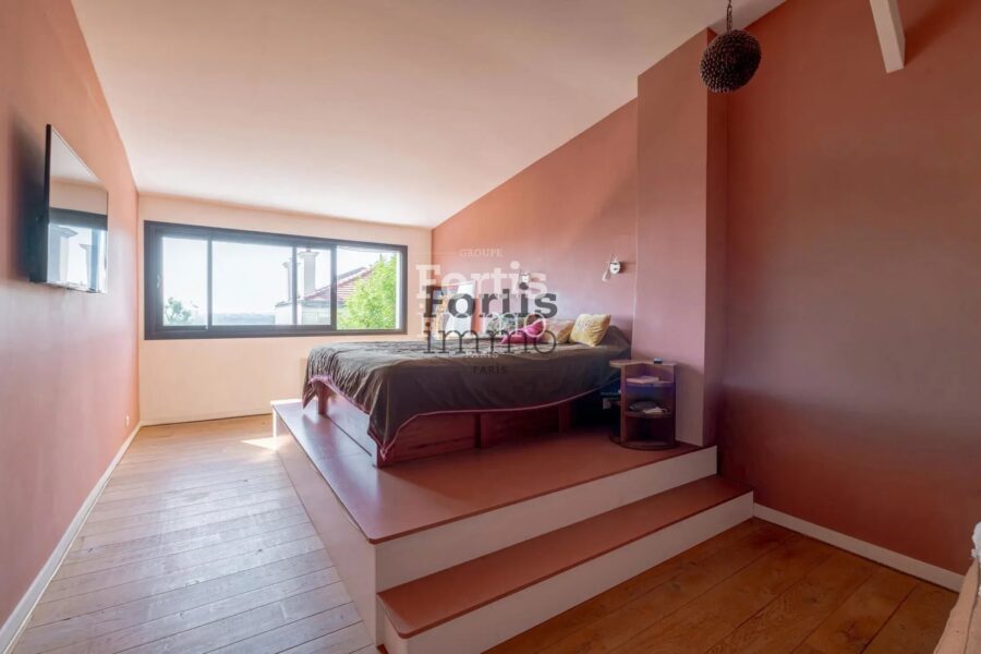 Maison à vendre à Suresnes — Vue sur la ville — photo 52