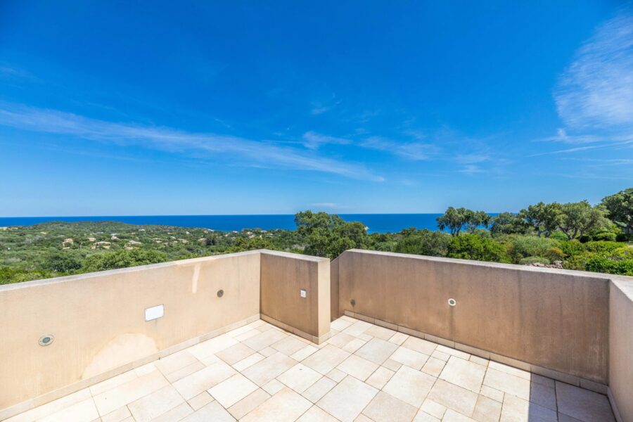 Maison à vendre à Sainte-Lucie-de-Porto-Vecchio — Vue mer — photo 31
