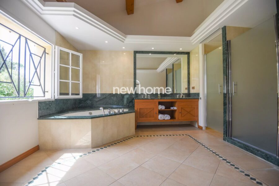Maison à vendre à Les Adrets-de-l&rsquo;Estérel — Vue mer — photo 13