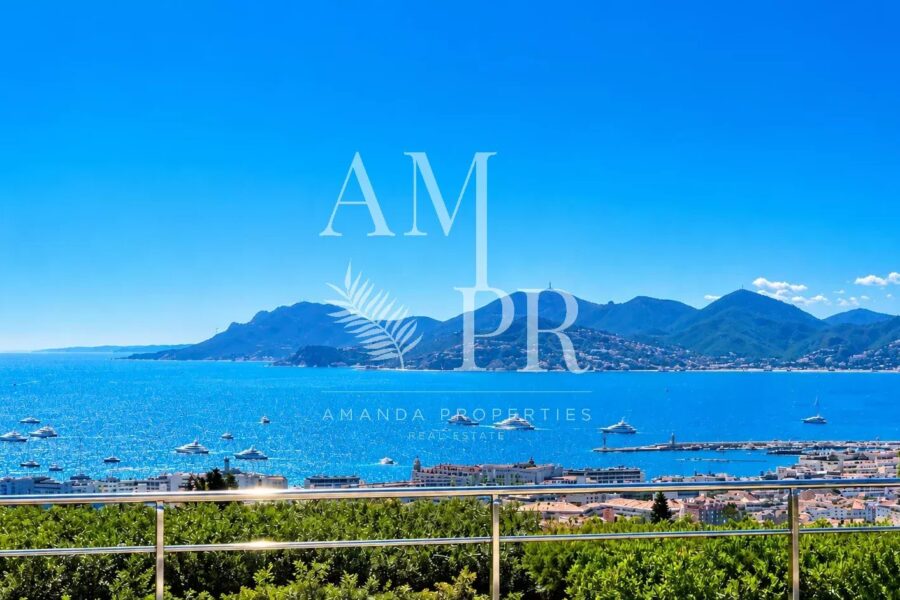 Maison à vendre à Cannes — Vue mer — photo 1