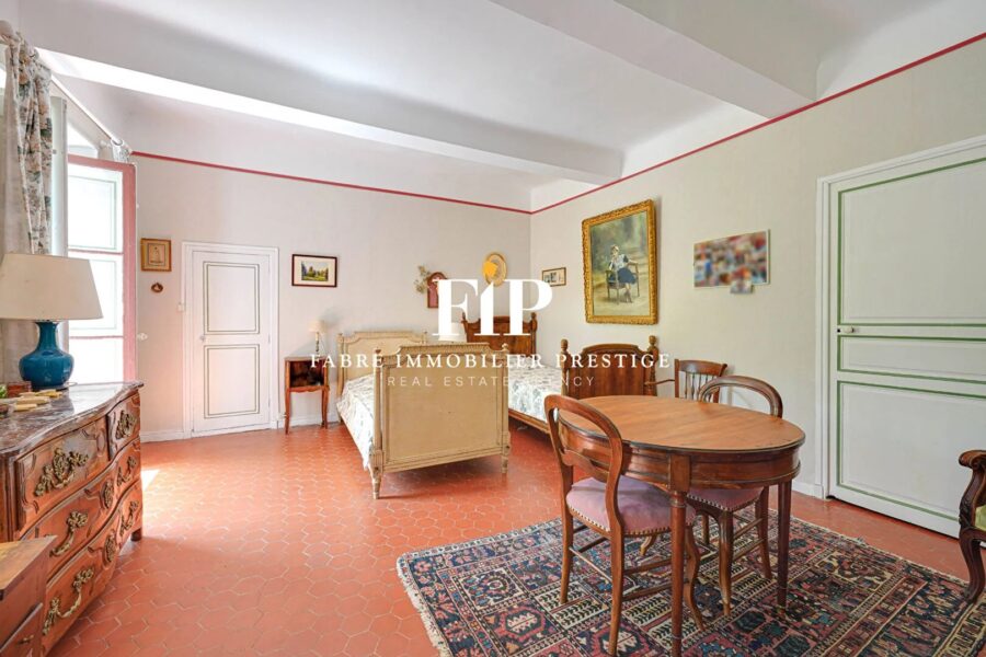 Maison à vendre à Saint-maximin-la-sainte-baume — Vue nature — photo 14