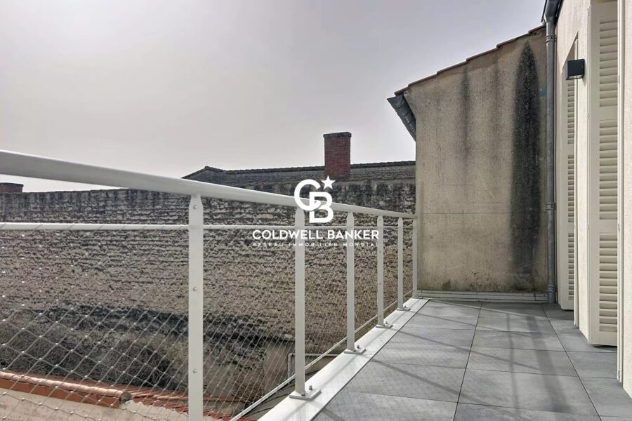 Appartement à vendre à Rochefort — Vue sur la ville — photo 12