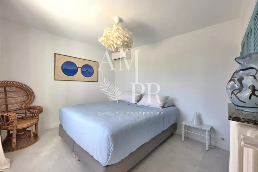 Maison à vendre à Vallauris — Vue mer — photo 18