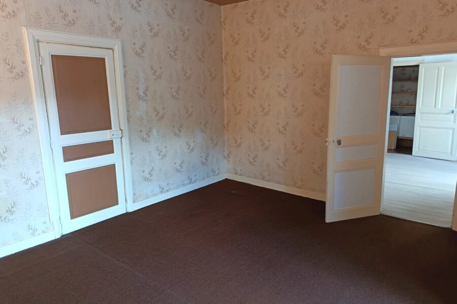 Appartement à vendre à Auzat-la-Combelle — Vue parc & jardin — photo 6