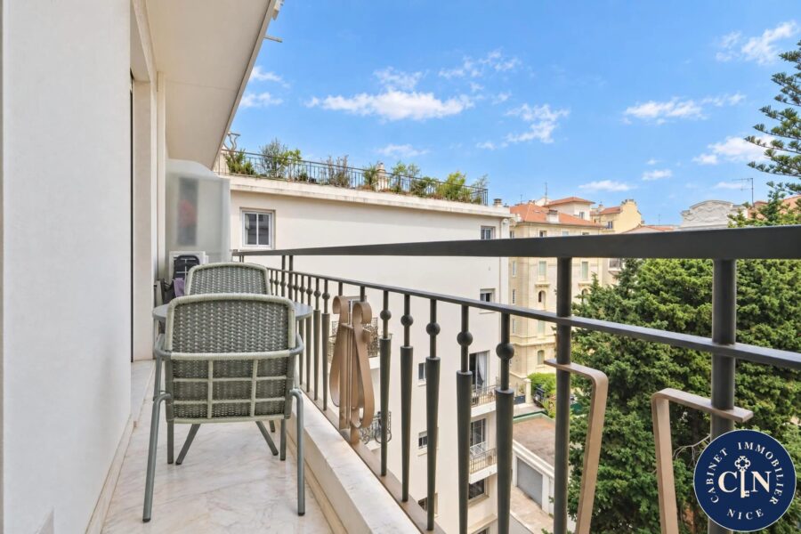 Appartement à vendre à Nice — Vue sur la ville — photo 11