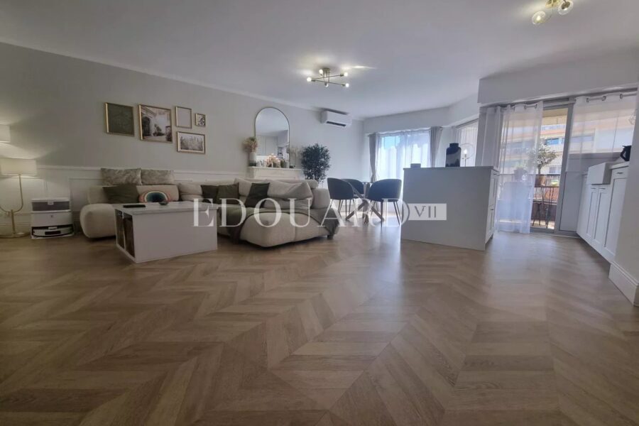 Appartement à vendre à Roquebrune-Cap-Martin — Vue montagne — photo 3