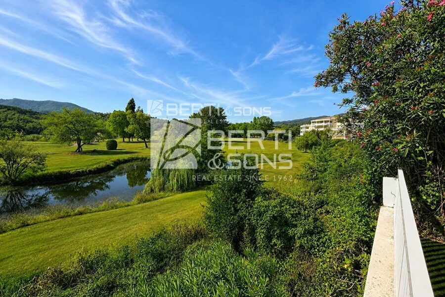 Appartement à vendre à Mandelieu-la-Napoule — Vue golf — photo 6