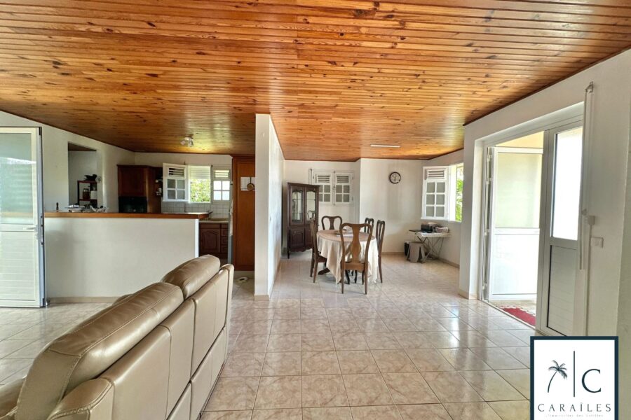 Maison à vendre à Rivière-Salée — Vue mer — photo 5