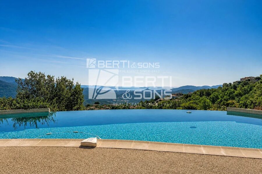 Maison à vendre à Mandelieu-la-Napoule — Vue mer — photo 1