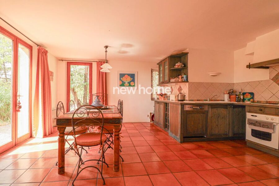 Maison à vendre à Seillans — Vue parc & jardin — photo 10