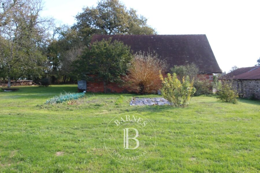 Maison à vendre à Sauveterre-de-Béarn — Vue montagne — photo 12