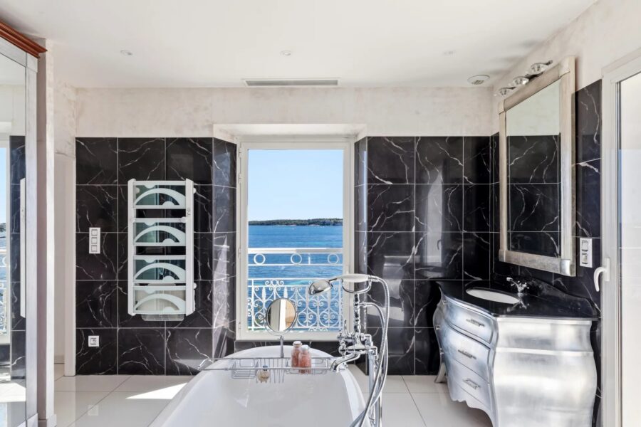 Maison à vendre à Cannes — Vue mer — photo 9