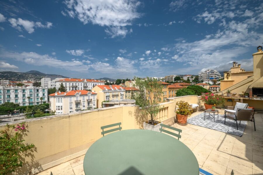 Appartement à vendre à Nice — Vue montagne — photo 4