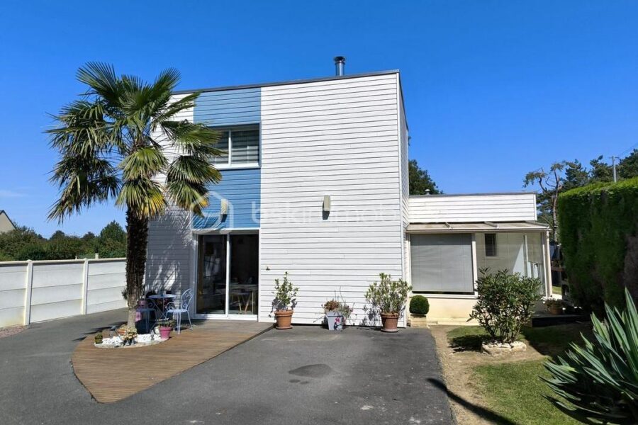 Maison à vendre à Port-en-Bessin-Huppain — Vue mer — photo 10
