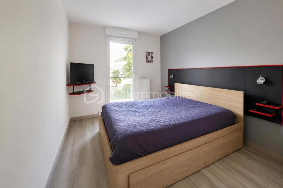 Appartement à vendre à Bagnolet — Vue parc & jardin — photo 9