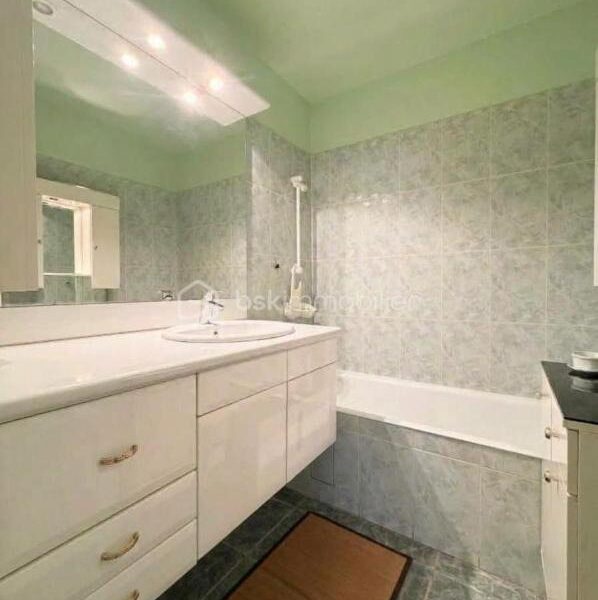 Appartement à vendre à Courbevoie — Vue sur la ville — photo 9