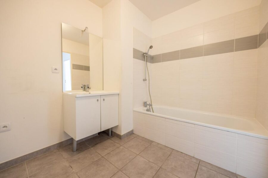 Appartement à vendre à Saint-Herblain — Vue sur la ville — photo 9