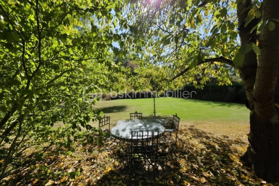 Maison à vendre à Maule — Vue parc & jardin — photo 9