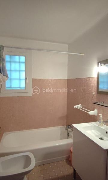 Maison à vendre à Besse-sur-Issole — Vue dégagée — photo 10