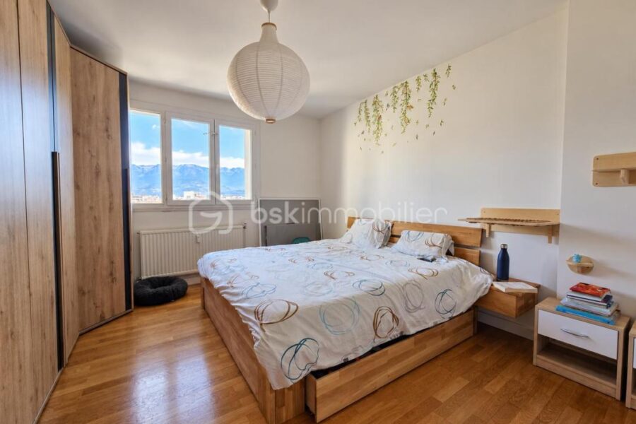 Appartement à vendre à Grenoble — Vue montagne — photo 9