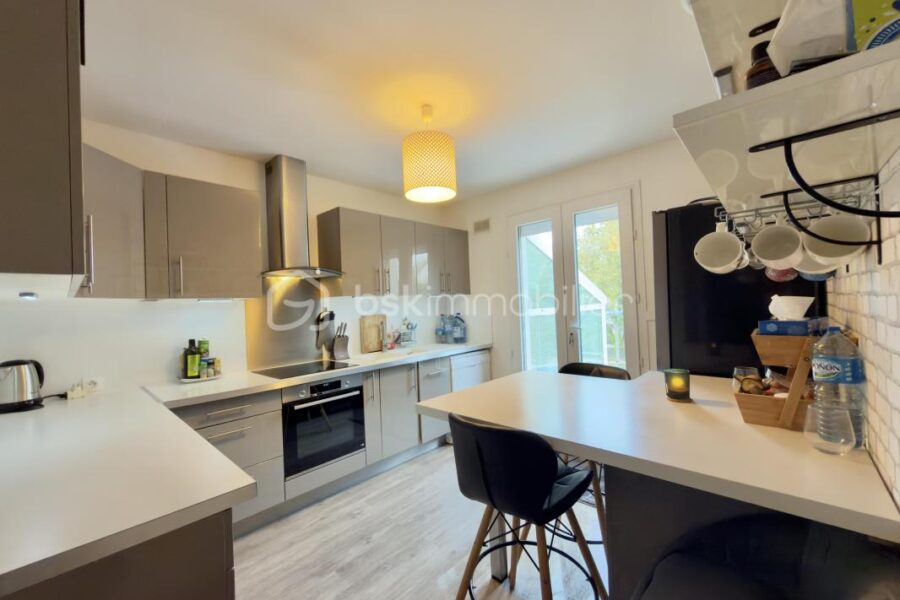 Maison à vendre à Nanteuil-lès-Meaux — Vue parc & jardin — photo 11