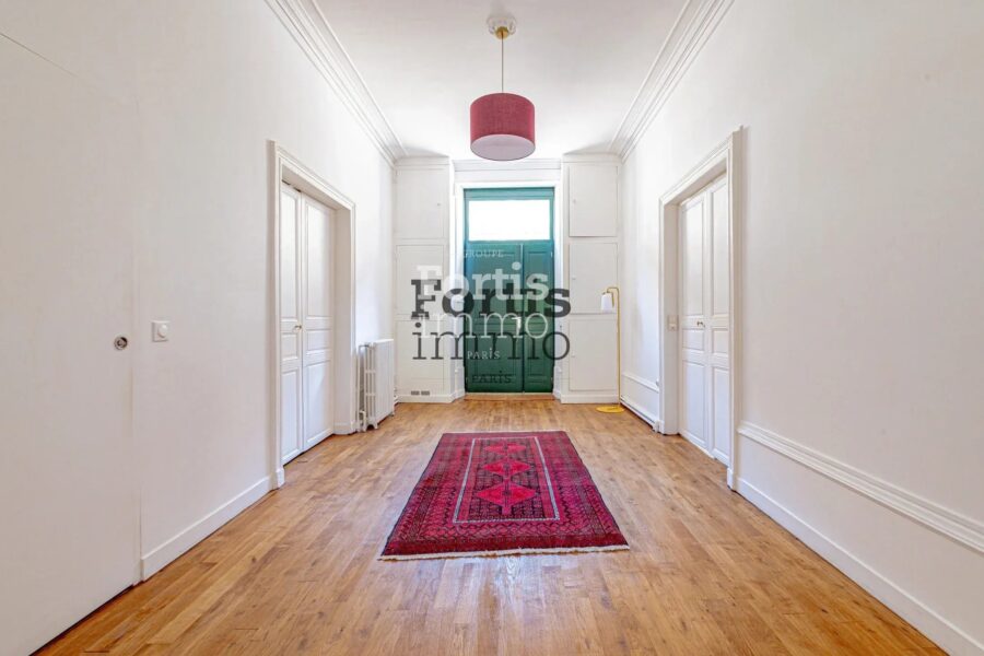 Maison à vendre à Villeneuve-sur-Yonne — Vue parc & jardin — photo 4