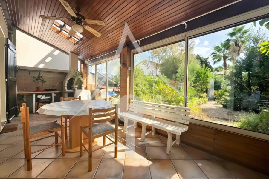 Maison à vendre à Portet-sur-Garonne — Vue parc & jardin — photo 11