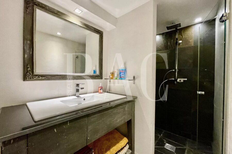 Maison à vendre à Sainte-Maxime — Vue parc & jardin — photo 25