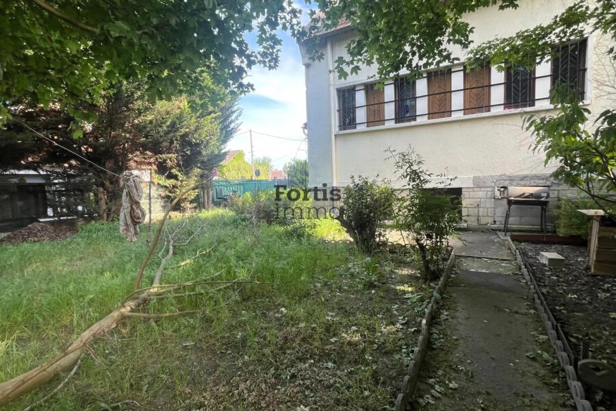 Maison à vendre à Argenteuil — Vue parc & jardin — photo 13