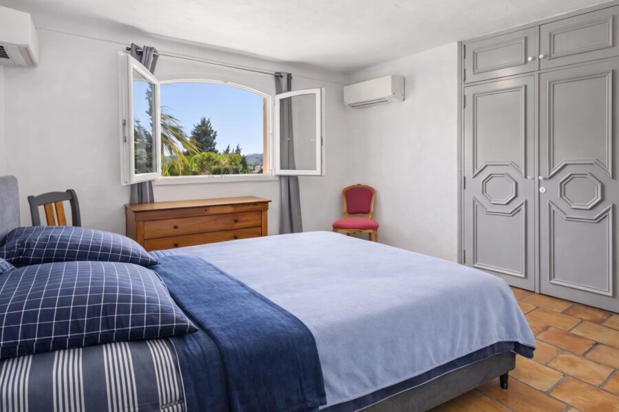 Maison à vendre à Mougins — Vue montagne — photo 11