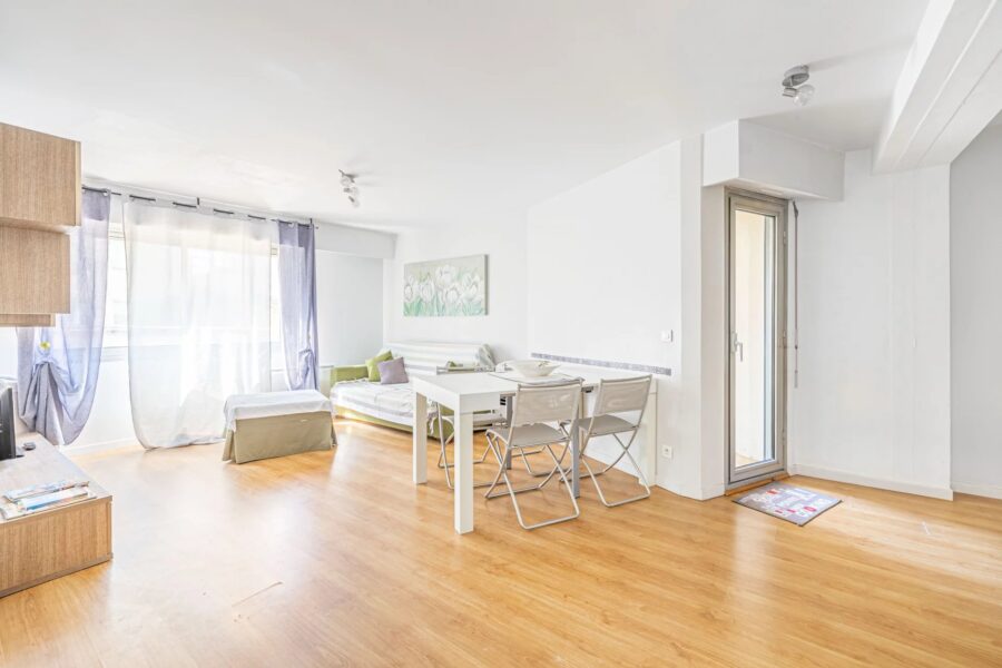 Appartement à louer à Nice — Vue parc & jardin — photo 4