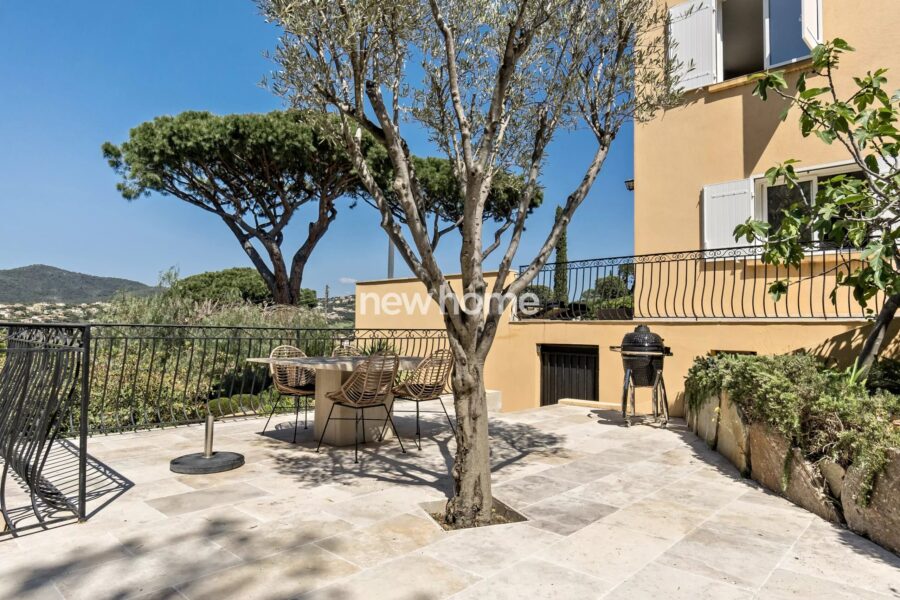 Maison à vendre à Sainte-Maxime — Vue montagne — photo 5