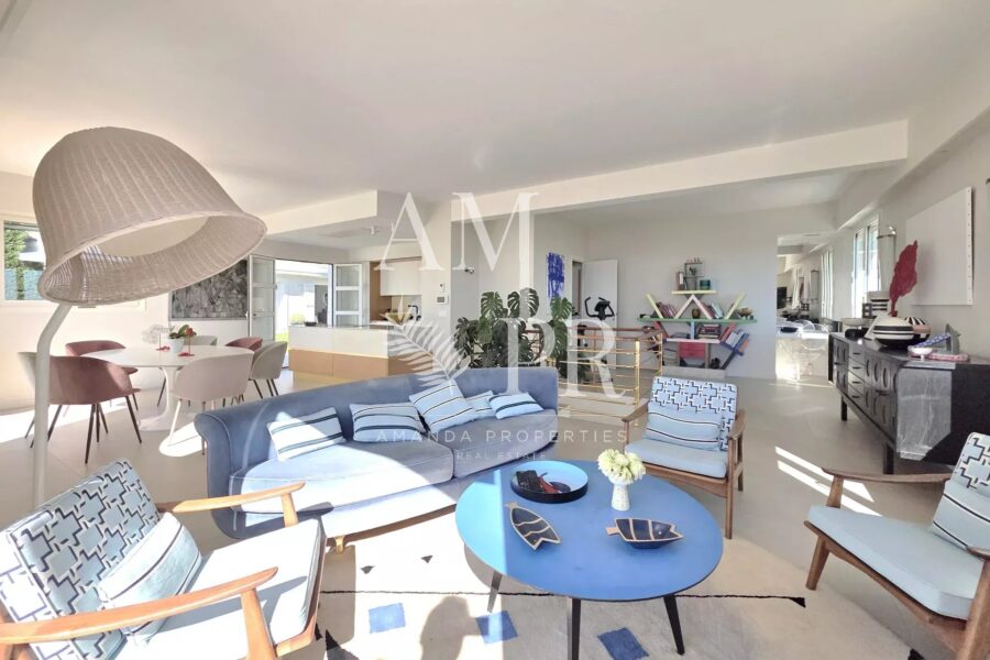 Maison à vendre à Vallauris — Vue mer — photo 12