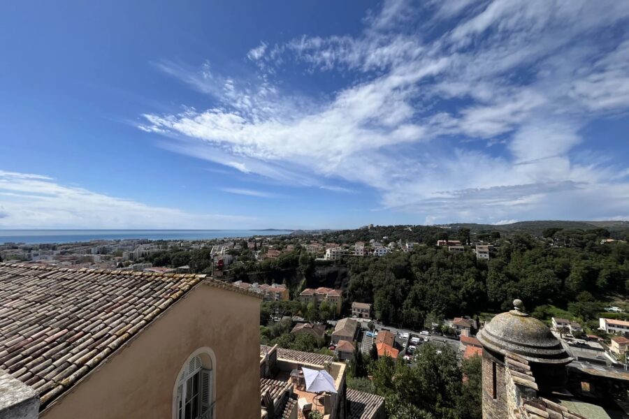 Appartement à vendre à Cagnes-sur-Mer — Vue mer — photo 1