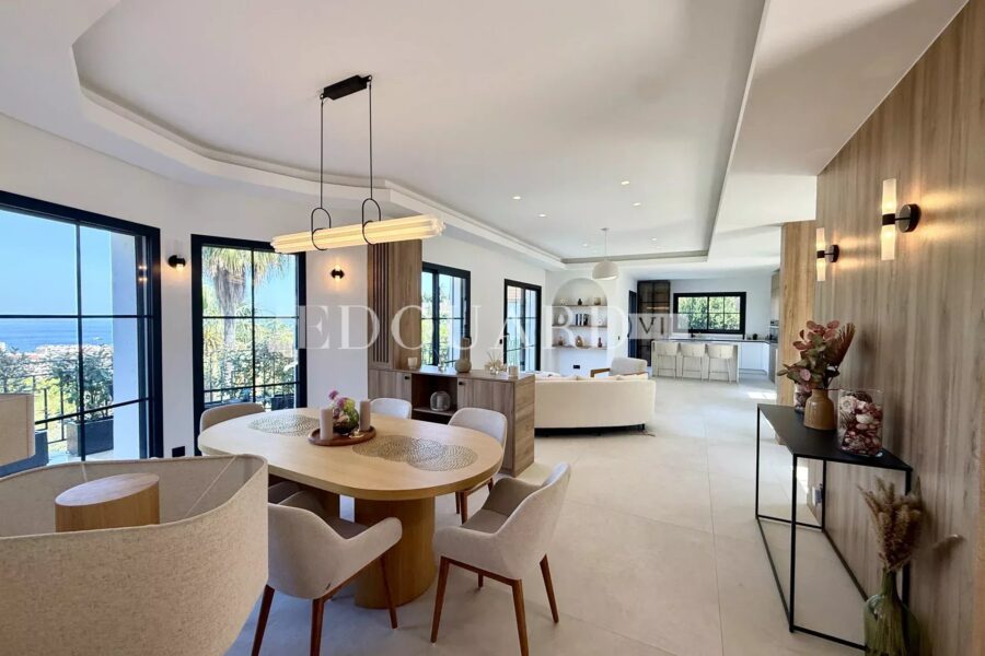 Maison à vendre à Roquebrune-Cap-Martin — Vue mer — photo 1