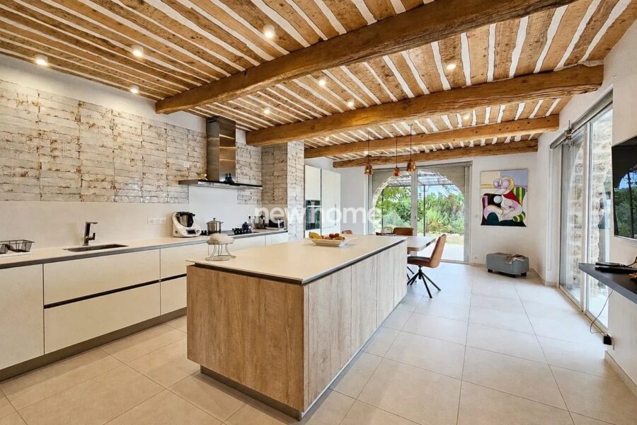Maison à vendre à Saint-Antonin-du-Var — Vue montagne — photo 19
