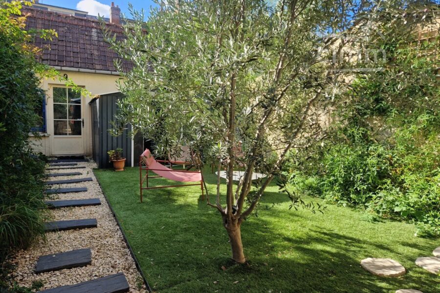 Maison à vendre à Tours — Vue parc & jardin — photo 16