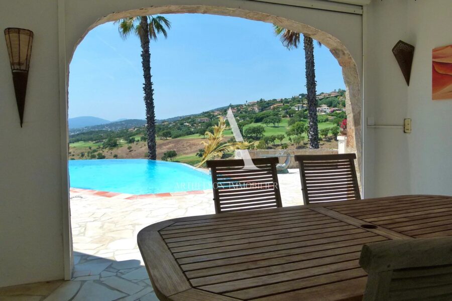 Maison à vendre à Sainte-Maxime — Vue mer — photo 25