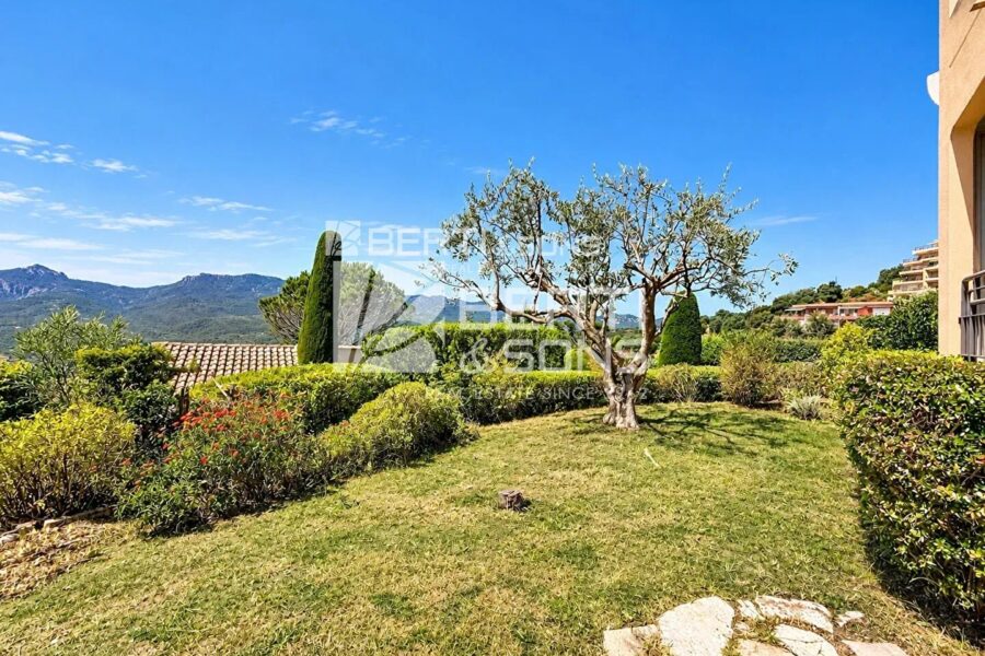 Appartement à vendre à Mandelieu-la-Napoule — Vue mer — photo 6