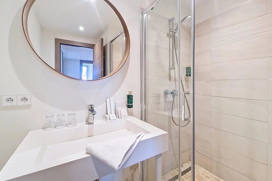 Appartement à vendre à Juan-les-Pins — Vue mer — photo 8