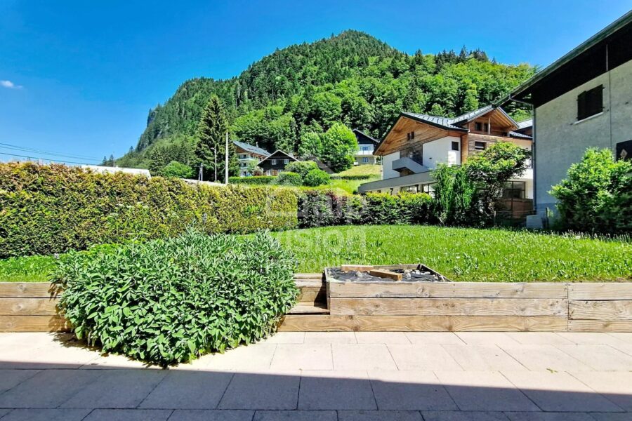Maison à vendre à Abondance — Vue montagne — photo 1