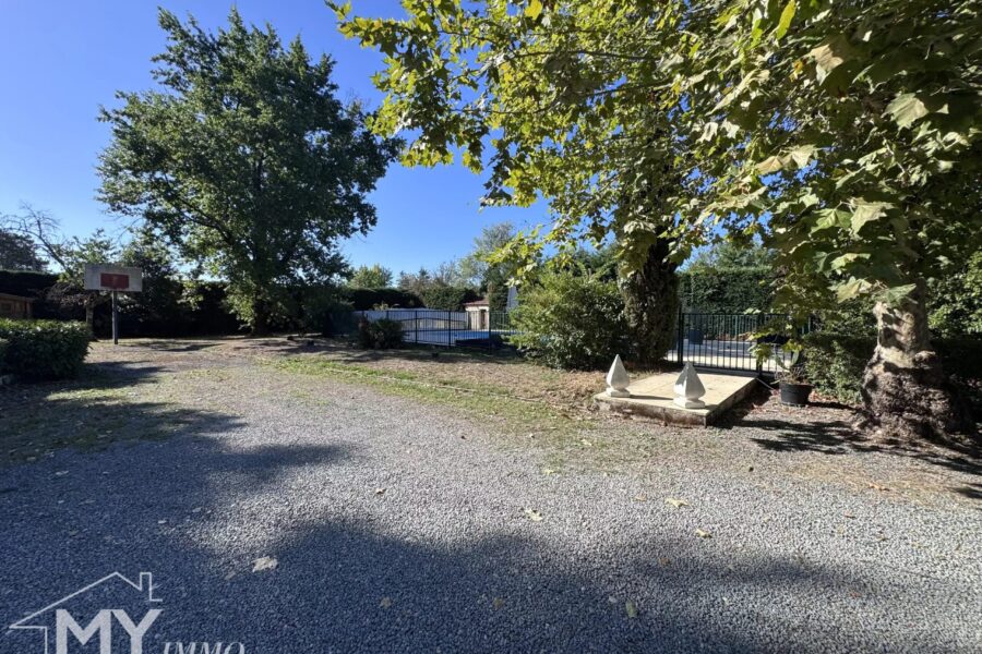 Maison à vendre à Pineuilh — Vue parc & jardin — photo 36