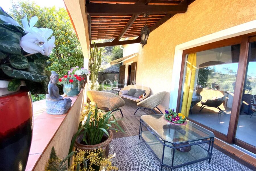 Maison à vendre à Sainte-Agnès — Vue mer — photo 5