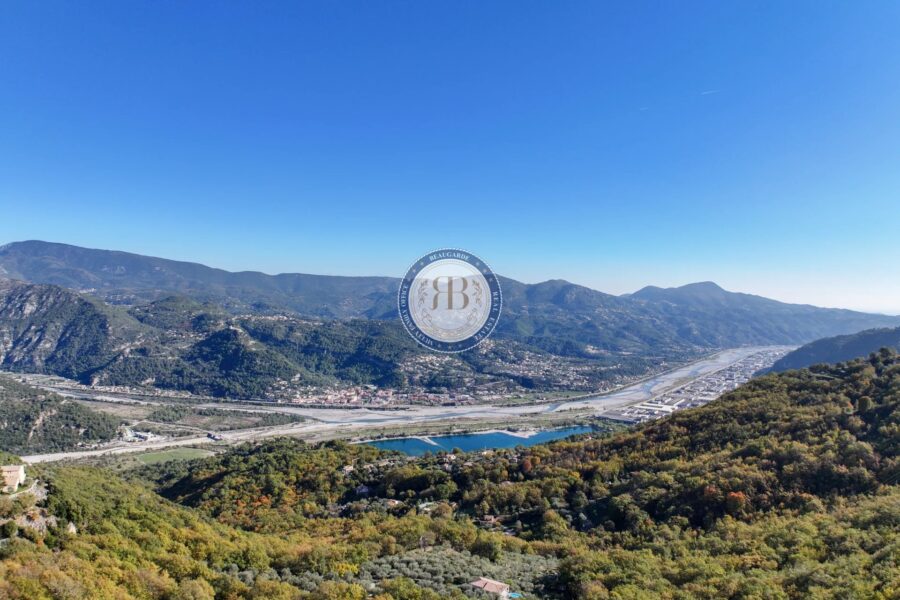 Maison à vendre à Le Broc — Vue montagne — photo 4