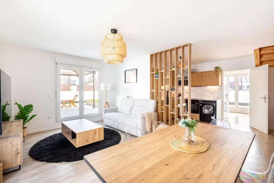 Appartement à vendre à Romainville — Vue sur la ville — photo 2