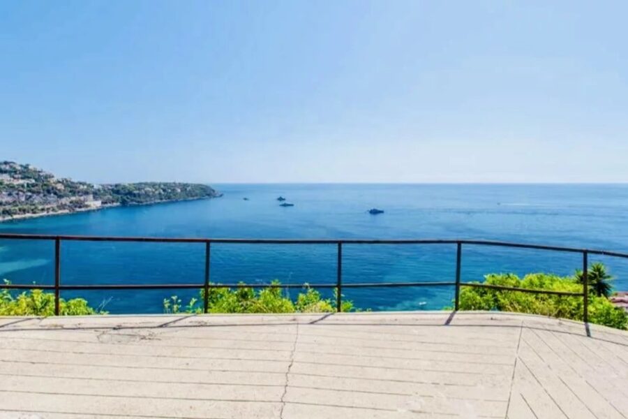 Maison à vendre à Roquebrune-Cap-Martin — Vue mer — photo 1