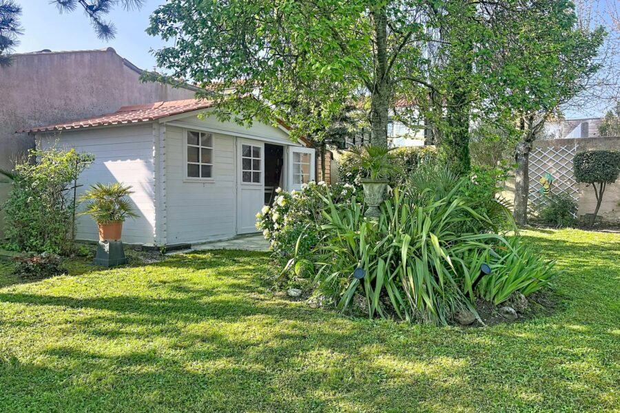 Maison à vendre à La Rochelle — Vue parc & jardin — photo 18